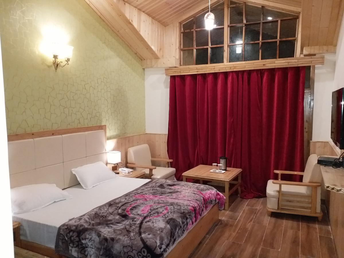 Hotel Seven Hills Manali Extérieur photo