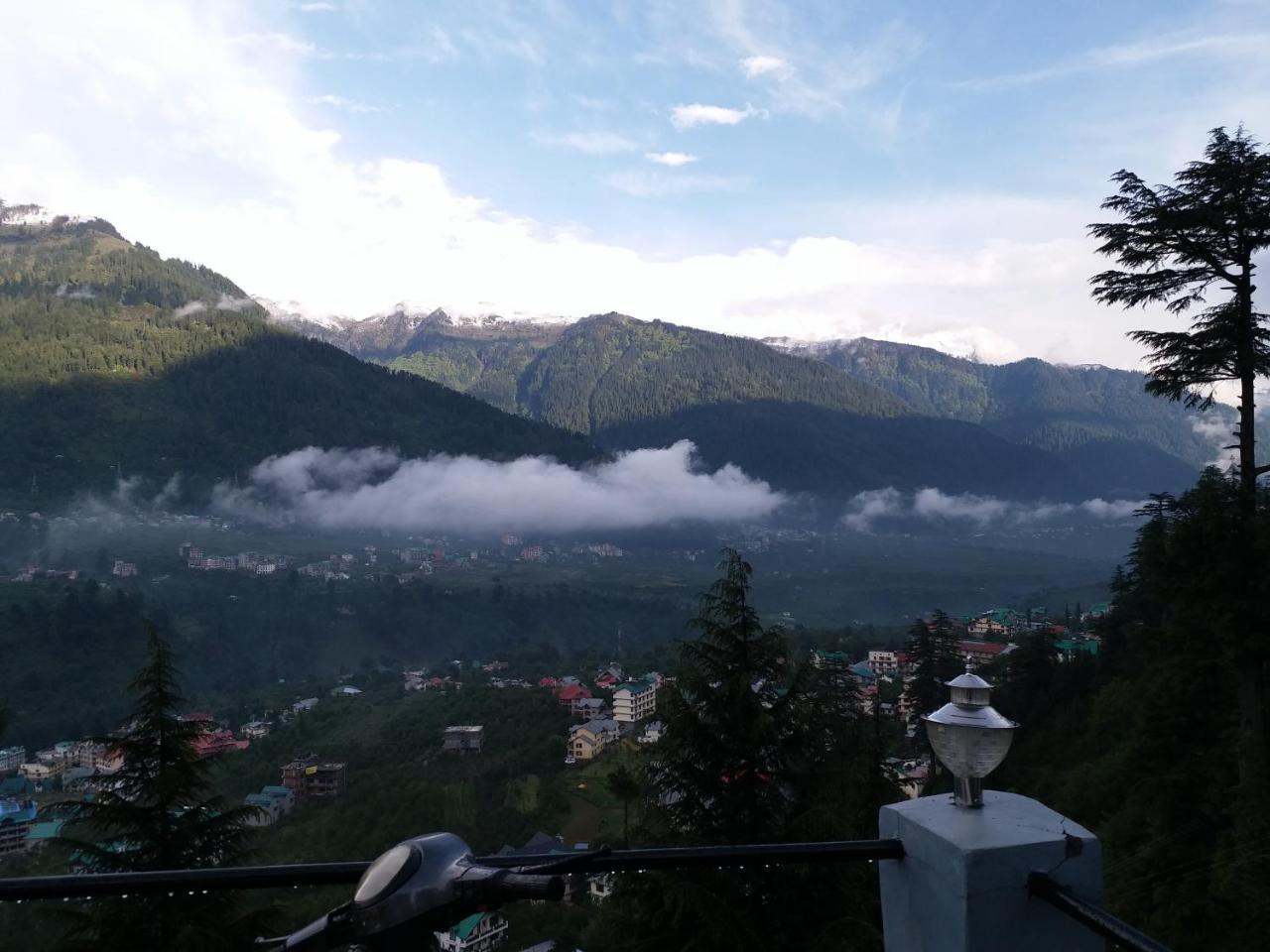 Hotel Seven Hills Manali Extérieur photo