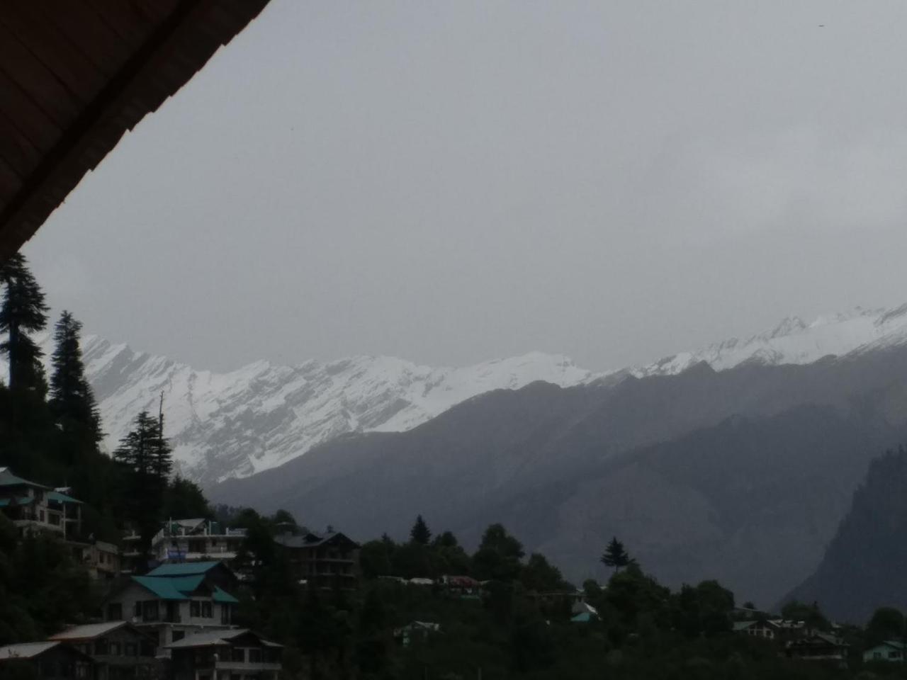Hotel Seven Hills Manali Extérieur photo