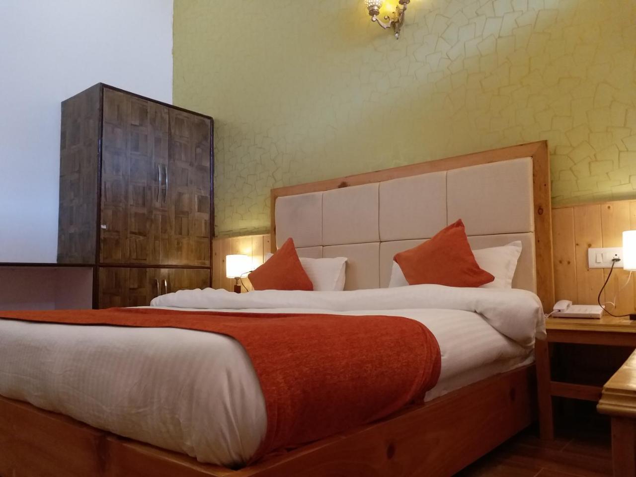 Hotel Seven Hills Manali Extérieur photo